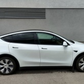 Tesla Y SR