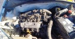 Renault 1.2 i 44 kW bez hrđe reg garažiran mala potrošnja