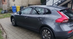 Volvo V 40 D2