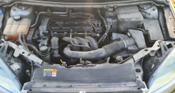 Prodajem Ford Focus 1.4 benzin