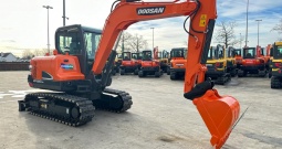 Doosan DX60-9 midi bager (2018) – 4.900 radnih sati