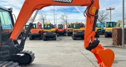 Doosan DX60-9 midi bager (2018) – 4.900 radnih sati