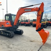 Doosan DX60-9 midi bager (2018) – 4.900 radnih sati