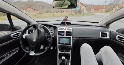 Peugeot 307 CC 1.6i, reg. 5/26.