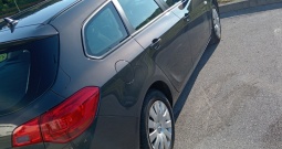 Opel Astra J 1.7 cdti 2013 godina 81kw