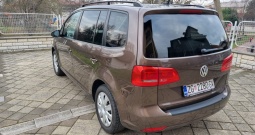 VW Touran 1.6 TDI MATCH | 185.712 km | Garažiran | 2 seta kotača