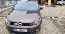 VW Touran 1.6 TDI MATCH | 185.712 km | Garažiran | 2 seta kotača