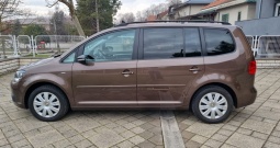 VW Touran 1.6 TDI MATCH | 185.712 km | Garažiran | 2 seta kotača