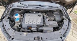 VW Touran 1.6 TDI MATCH | 185.712 km | Garažiran | 2 seta kotača