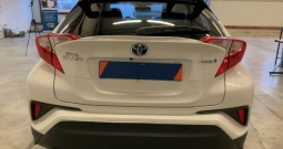 Toyota C-HR 1.8 hibrid, automatik, 2018. g. grijana sjedala