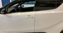 Toyota C-HR 1.8 hibrid, automatik, 2018. g. grijana sjedala