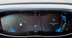 Peugeot 3008 plug-in hybrid Allure pack 225ks jamstvo 12mj.