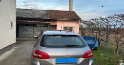 Peugeot 308 1.6 hdi blue 120 ks