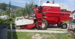 Kombajn International 321