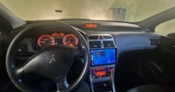 Peugeot 307 1,4 16V x design