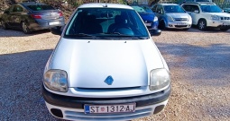 Prodaje se Renault Clio 1.2 i reg bez hrđe odlično radi i vozi mala potrošnja