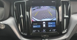 VOLVO XC60 2.0D Mom Pro AT8 AWD
