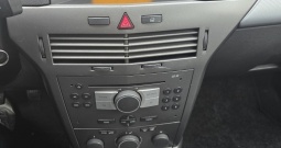 Opel Astra karavan 1.7cdti , 2006 god regan godinu dana