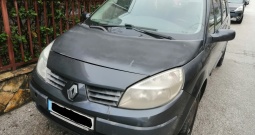 Prodaje se Renault megane scenic 2 1.9dci