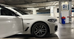 2021 BMW 530e xdrive touring m sport - plug-in hybrid – 292 ks
