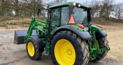 2010 Traktor John Deere 6330