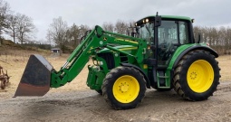 2010 Traktor John Deere 6330