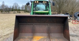 2010 Traktor John Deere 6330