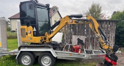 2013 Mini bager CAT 301.8 + prikolicom
