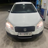 Prodajem Suzuki sx4 s-cross, 2015. god. benzinac, prvi vlasnik, servisna knjiž.