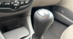 Peugeot 206, 1.4 benzin, 1. Vlasnik, samo 88ooo kilometara, automatska klima