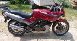 Kawasaki GPZ 500 S