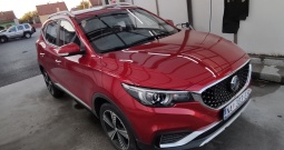 MG ZS EV luxury panorama, automatic, tempomat koža 44. 5 kwh 263km wltp