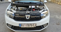 Prodajem auto dacia sandero pogon benzin-plin (tvornički ugrađen)