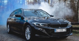 BMW 330e LCI 2023