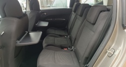 Peugeot 5008 1. 6 hdi u super stanju sa samo 170000 km-kartice