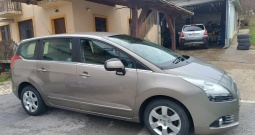Peugeot 5008 1. 6 hdi u super stanju sa samo 170000 km-kartice