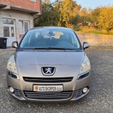 Peugeot 5008 1. 6 hdi u super stanju sa samo 170000 km-kartice