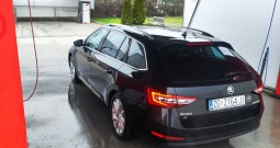 Prodaje se Škoda Superb Combi 2.0 tdi