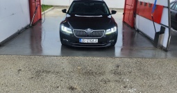 Prodaje se Škoda Superb Combi 2.0 tdi