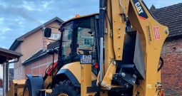 Kombinirka Caterpillar 434F2