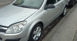 Prodajem Opel Astra H 2007 god 1,9 cdti 74 .