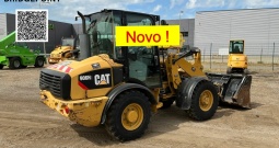 Caterpillar 906H (2015) – Kompaktni kotačni utovarivač 0,9 m³ | 4459 radnih sati