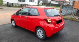 Toyota Yaris 2016 g 1,0 VVT-i Basic . Reg do 1./2027.