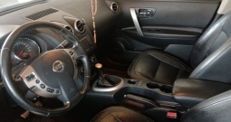 Prodajem Nissan Qashqai 1.6 DCI