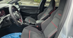 VW Golf 8 2,0 TSI