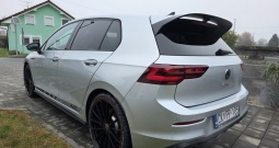 VW Golf 8 2,0 TSI