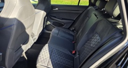 VW Golf 8 Variant 2.0, R-line