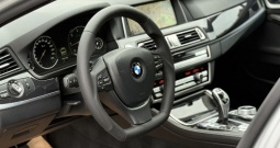 BMW F10 520d luxury line automatik lci redizajn virtual pro navi led