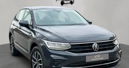 VW Tiguan 1, 5 tsi life *novi model* 52.000 km* led *hr auto * 1. Vl **