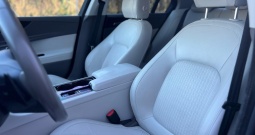 Jaguar XE 2.0 diesel portfolio automatik 180 ks full koža navigacija
